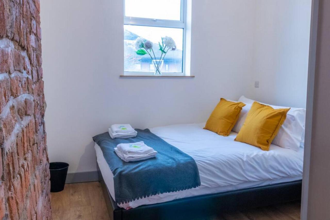 Pillo Rooms Serviced Apartments - Salford Manchester Buitenkant foto