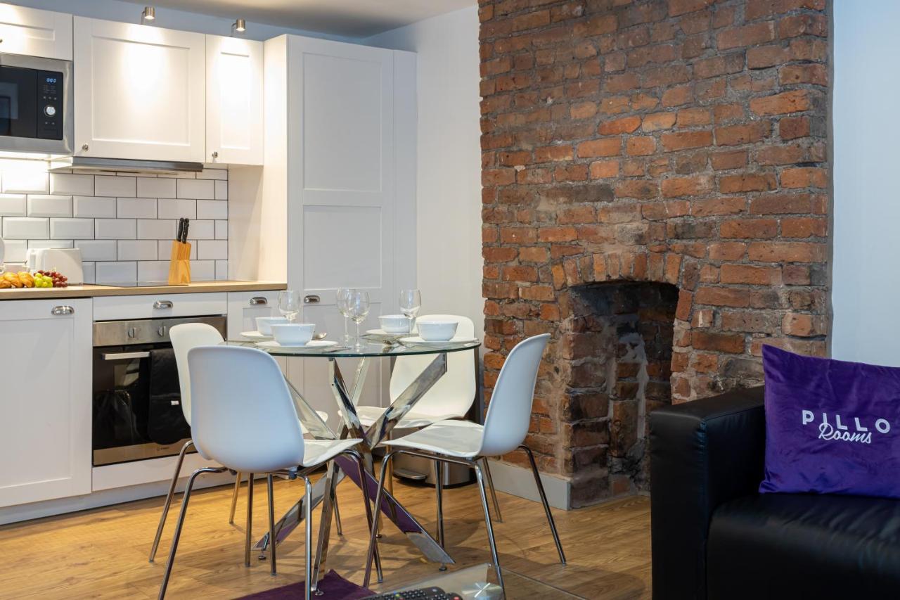 Pillo Rooms Serviced Apartments - Salford Manchester Buitenkant foto