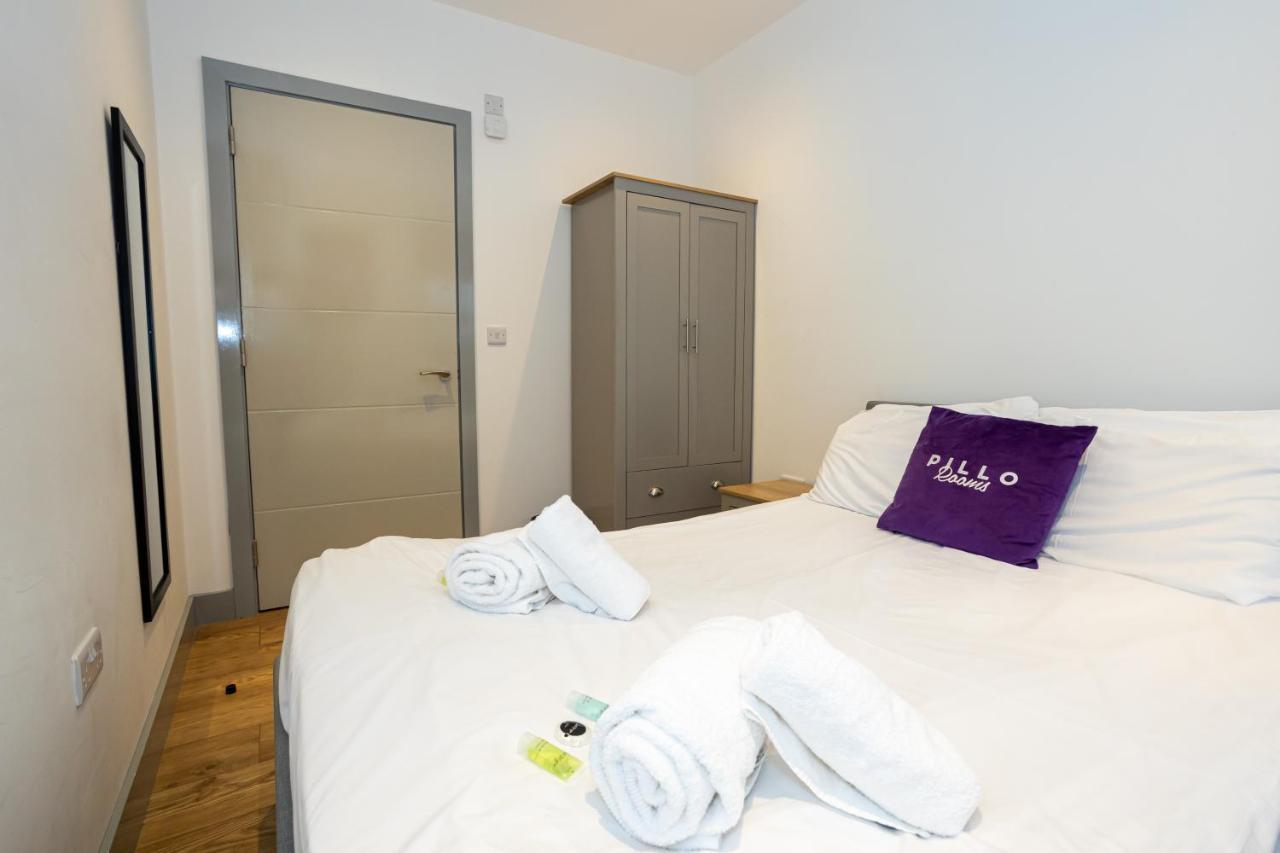 Pillo Rooms Serviced Apartments - Salford Manchester Buitenkant foto