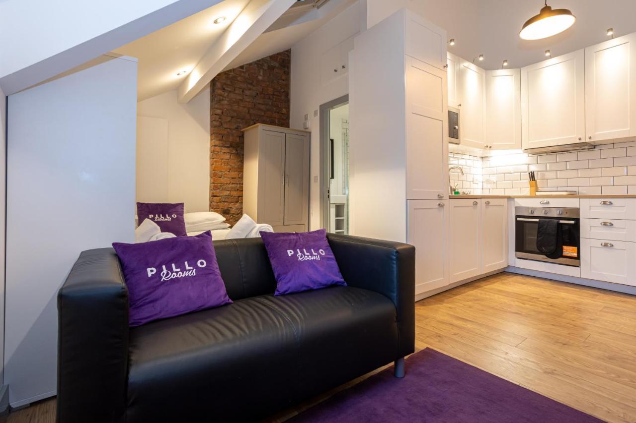 Pillo Rooms Serviced Apartments - Salford Manchester Buitenkant foto