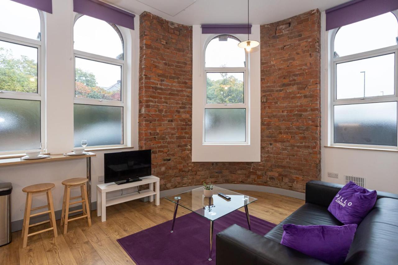Pillo Rooms Serviced Apartments - Salford Manchester Buitenkant foto