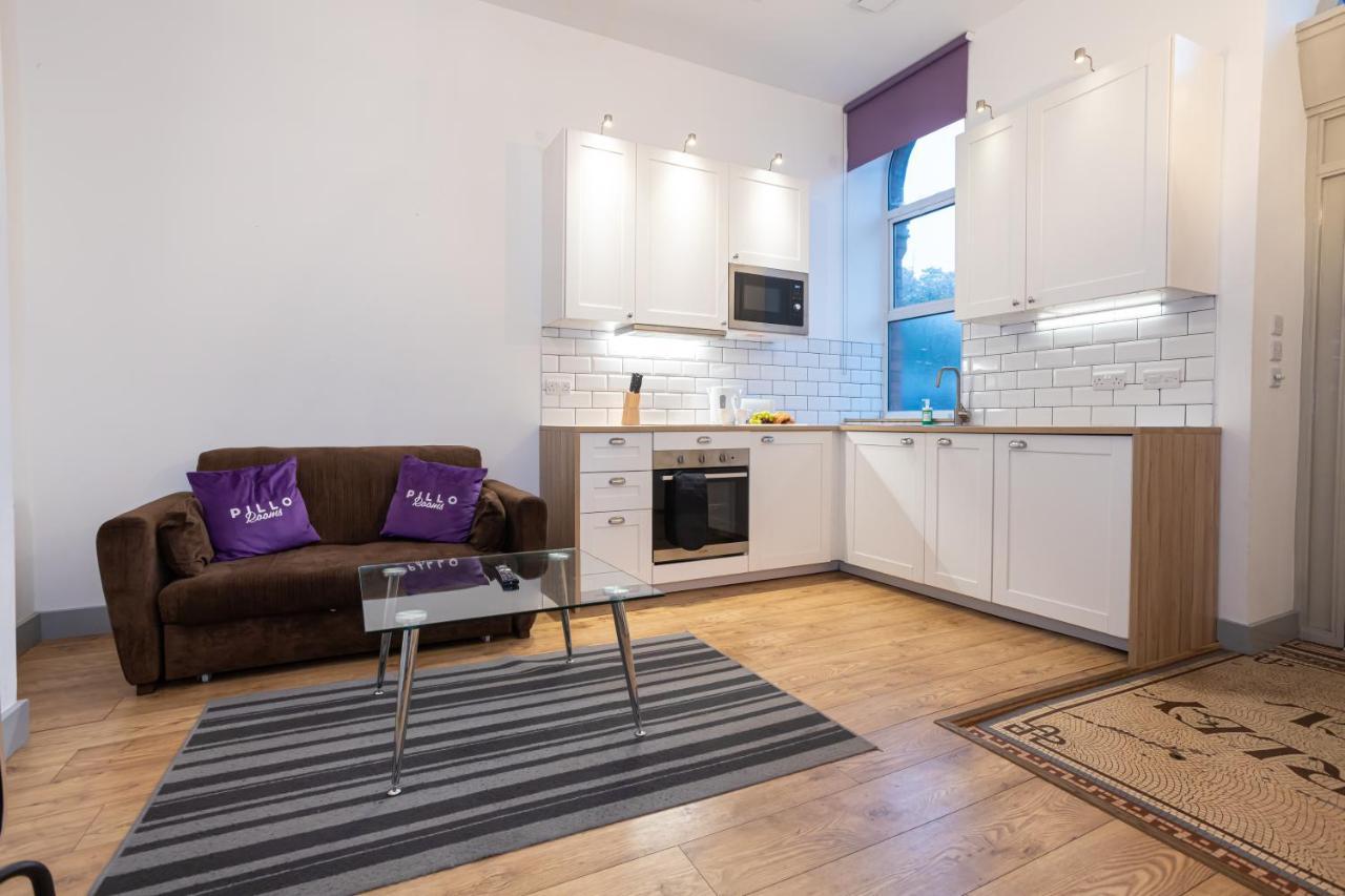 Pillo Rooms Serviced Apartments - Salford Manchester Buitenkant foto