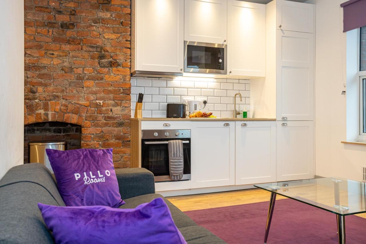 Pillo Rooms Serviced Apartments - Salford Manchester Buitenkant foto