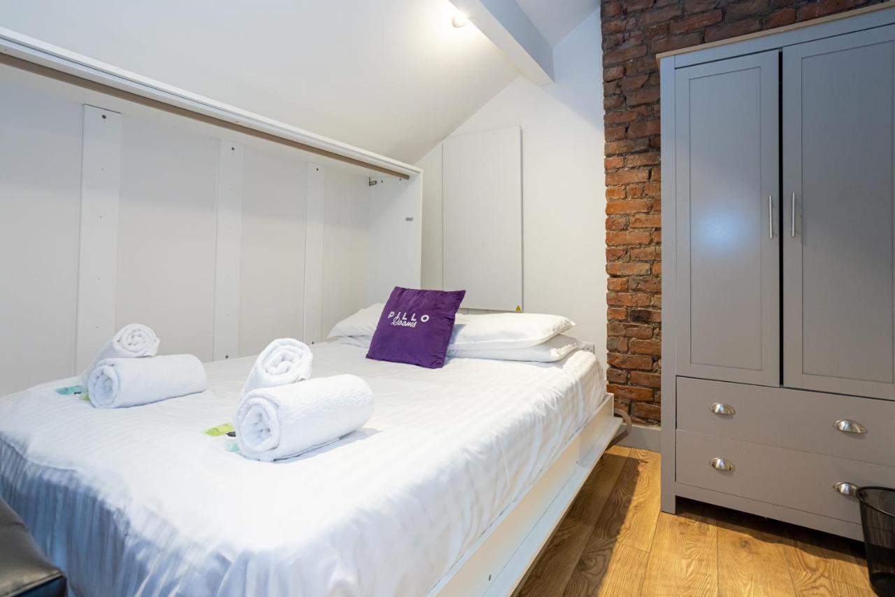 Pillo Rooms Serviced Apartments - Salford Manchester Buitenkant foto